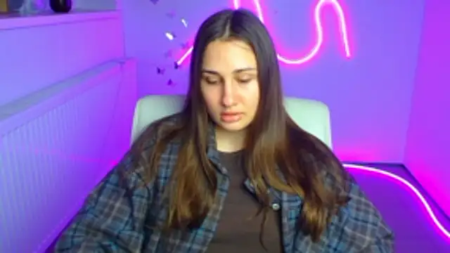 Stefanie Sweet online show from 04/15/26, 05:46