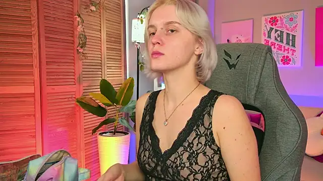 BethanyCloud online show from 11/20/25, 06:03