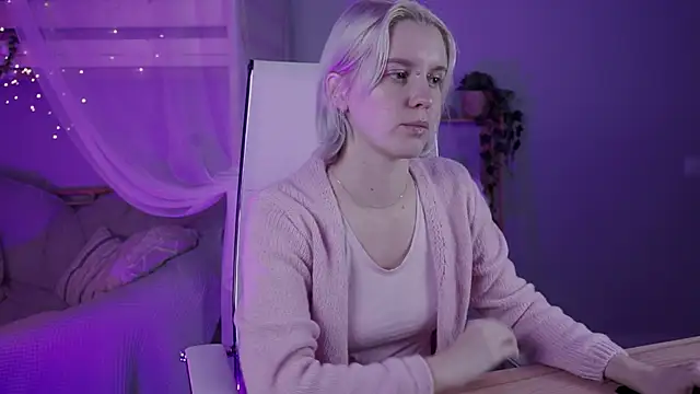 BethanyCloud online show from 12/05/25, 02:43