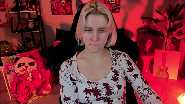 BethanyCloud online show from 12/17/25, 02:38