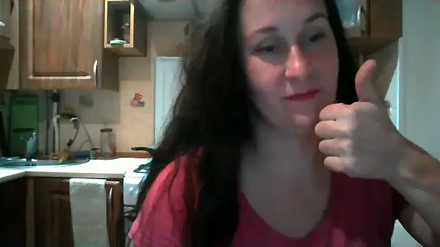 Snapshot of Amandda_ chatting on 09/20/25, 06:13 Amandda online show from 09/20/25, 06:13