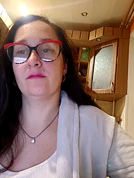 Amandda  online show from 10/22/25, 07:13