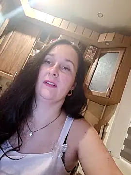 Amandda  online show from 10/19/25, 06:54