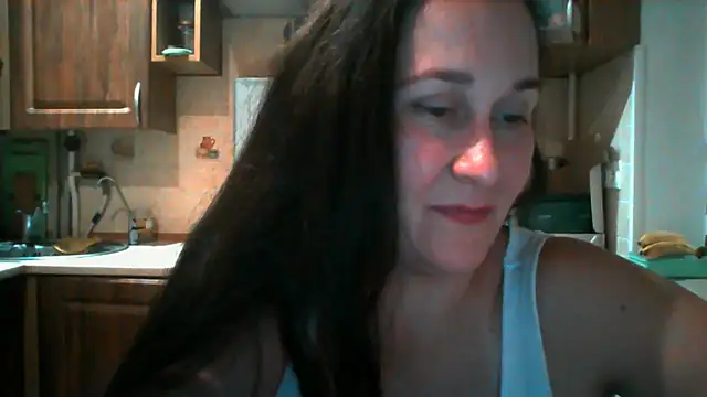 Snapshot of Amandda_ chatting on 09/13/25, 06:52 Amandda online show from 09/13/25, 06:52