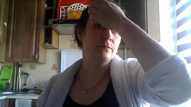 Amandda  online show from 11/01/25, 08:19