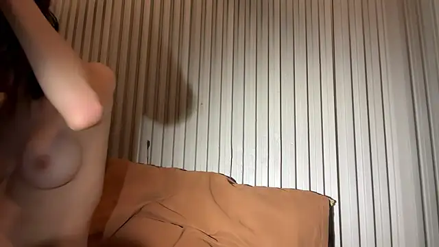 cummingstar25 online show from 12/19/25, 11:40