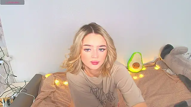 Relax Time  online show from 11/28/25, 01:00