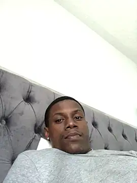 labishyoung25 online show from 10/13/25, 09:38