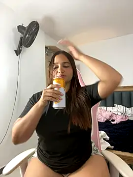 Andrea-Lu online show from 10/01/25, 03:00