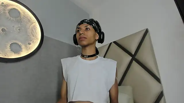 venus-03 online show from 05/06/26, 03:32