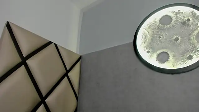 venus-03 online show from 04/12/26, 03:32