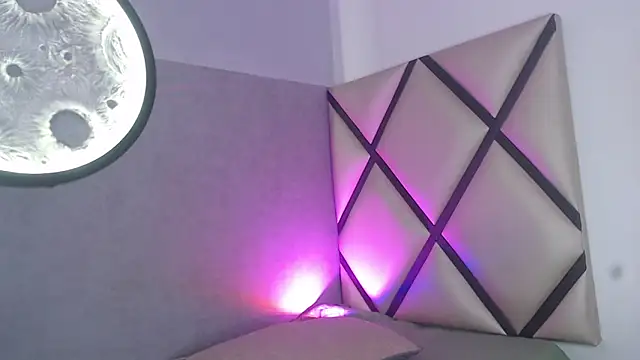venus-03 online show from 04/29/26, 03:21