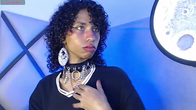 Snapshot of venus-03 chatting on 01/13/26, 03:21 venus-03 online show from 01/13/26, 03:21