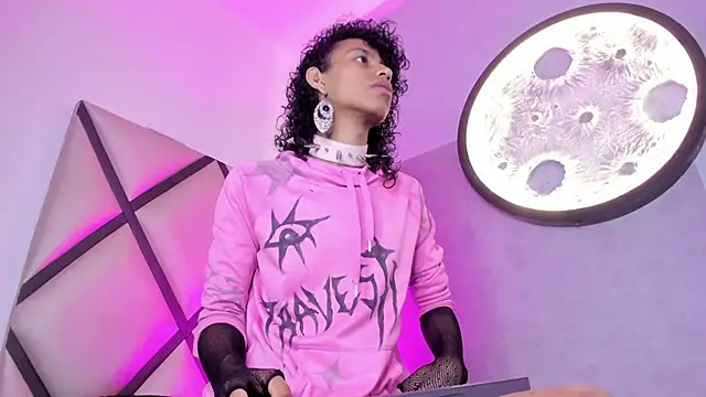 venus-03 online show from 11/30/25, 03:40