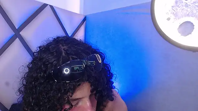 Snapshot of venus-03 chatting on 02/17/26, 03:59 venus-03 online show from 02/17/26, 03:59