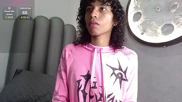 venus-03 online show from 10/18/25, 03:41