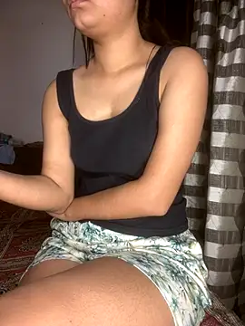 jiya00 online show from 11/11/25, 09:04