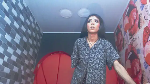 julessxcharlotte online show from 10/31/25, 02:24