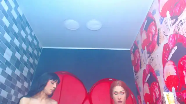 julessxcharlotte online show from 11/26/25, 02:06