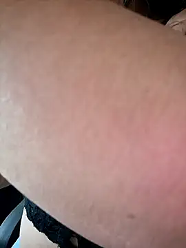 Mia-Glow online show from 03/25/26, 12:59