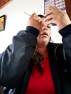 Mia-Glow online show from 03/31/26, 12:07