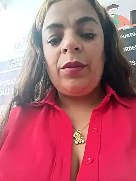 Mia-Glow online show from 11/18/25, 12:30