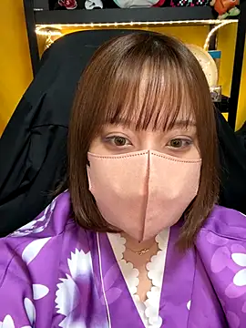 Snapshot of 0kanna0 chatting on 09/17/25, 04:09 0kanna0 online show from 09/17/25, 04:09