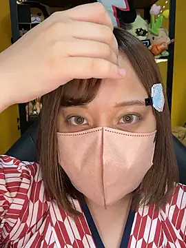 Snapshot of 0kanna0 chatting on 10/01/25, 03:38 0kanna0 online show from 10/01/25, 03:38