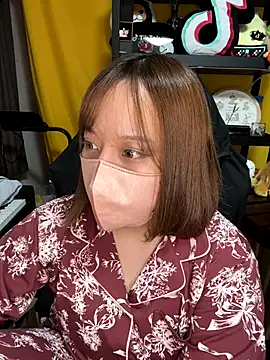 Snapshot of 0kanna0 chatting on 10/03/25, 03:35 0kanna0 online show from 10/03/25, 03:35