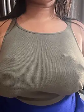 Maggi-is-back online show from 10/24/25, 02:54