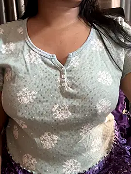 Maggi-is-back online show from 10/28/25, 03:07