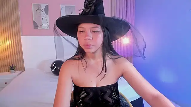 candy lux30 online show from 10/31/25, 03:36