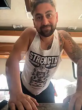 Snapshot of speakonit chatting on 09/25/25, 10:05 speakonit online show from 09/25/25, 10:05