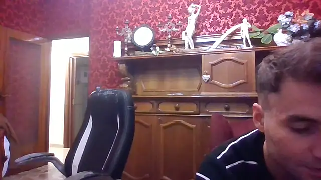 omihaze94 online show from 10/27/25, 06:20