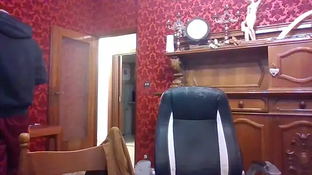 omihaze94 online show from 12/14/25, 08:47