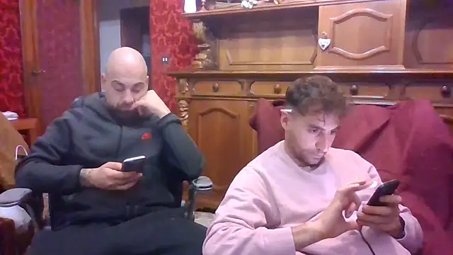 omihaze94 online show from 12/17/25, 08:14