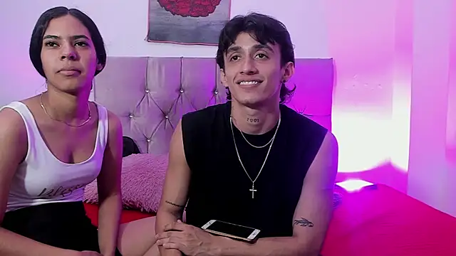 AndretiiAndCamila online show from 10/06/25, 07:14