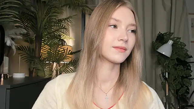 Snapshot of ChinBonnell chatting on 11/21/25, 05:39 ChinBonnell online show from 11/21/25, 05:39