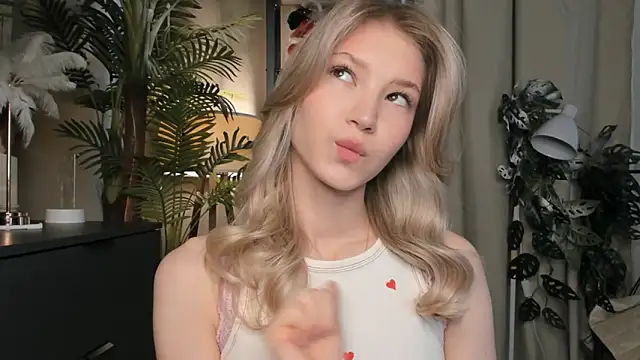 ChinBonnell online show from 04/12/26, 05:44