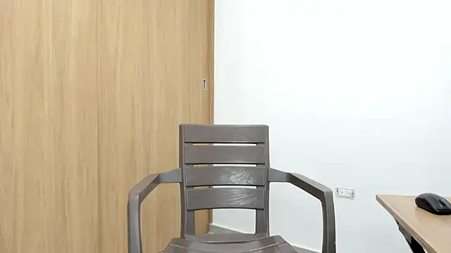 Hector 21  online show from 11/28/25, 02:34