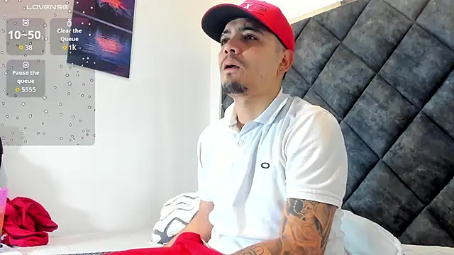 OwenStonne  online show from 11/20/25, 12:06