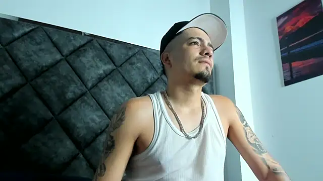 OwenStonne  online show from 11/11/25, 12:00