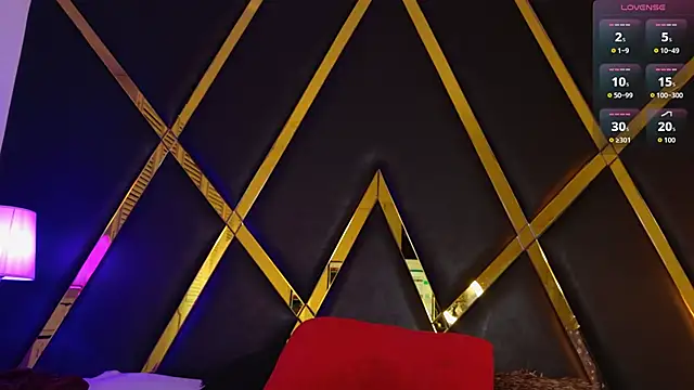 EmmaaCastro online show from 10/22/25, 12:04