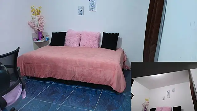 Paulina-Becerraa online show from 11/15/25, 04:49