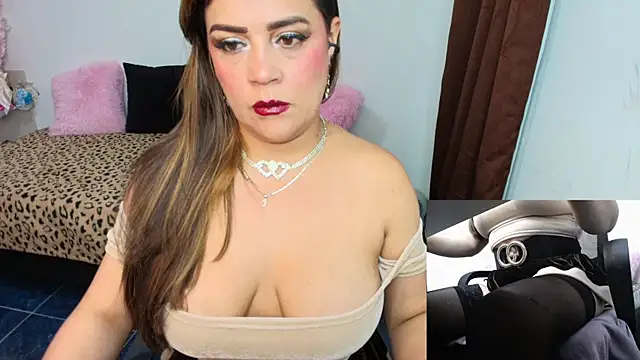 Paulina-Becerraa online show from 07/16/26, 04:42