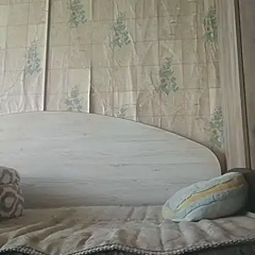 Snapshot of Tupo070481 chatting on 05/04/26, 08:50 Tupo070481 online show from 05/04/26, 08:50