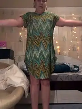 Snapshot of Tupo070481 chatting on 01/13/26, 05:11 Tupo070481 online show from 01/13/26, 05:11