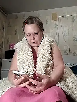 Snapshot of Tupo070481 chatting on 01/19/26, 04:38 Tupo070481 online show from 01/19/26, 04:38