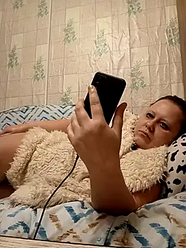 Tupo070481 online show from 10/22/25, 10:19