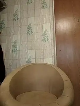 Tupo070481 online show from 10/24/25, 12:48